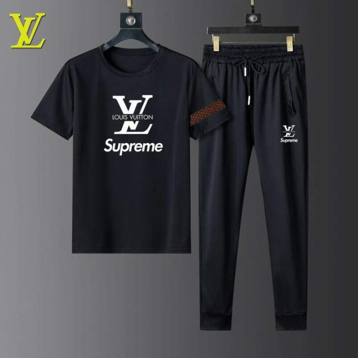 Picture of LV Shirt Pant Suits _SKULVM-5XL12yr33623535